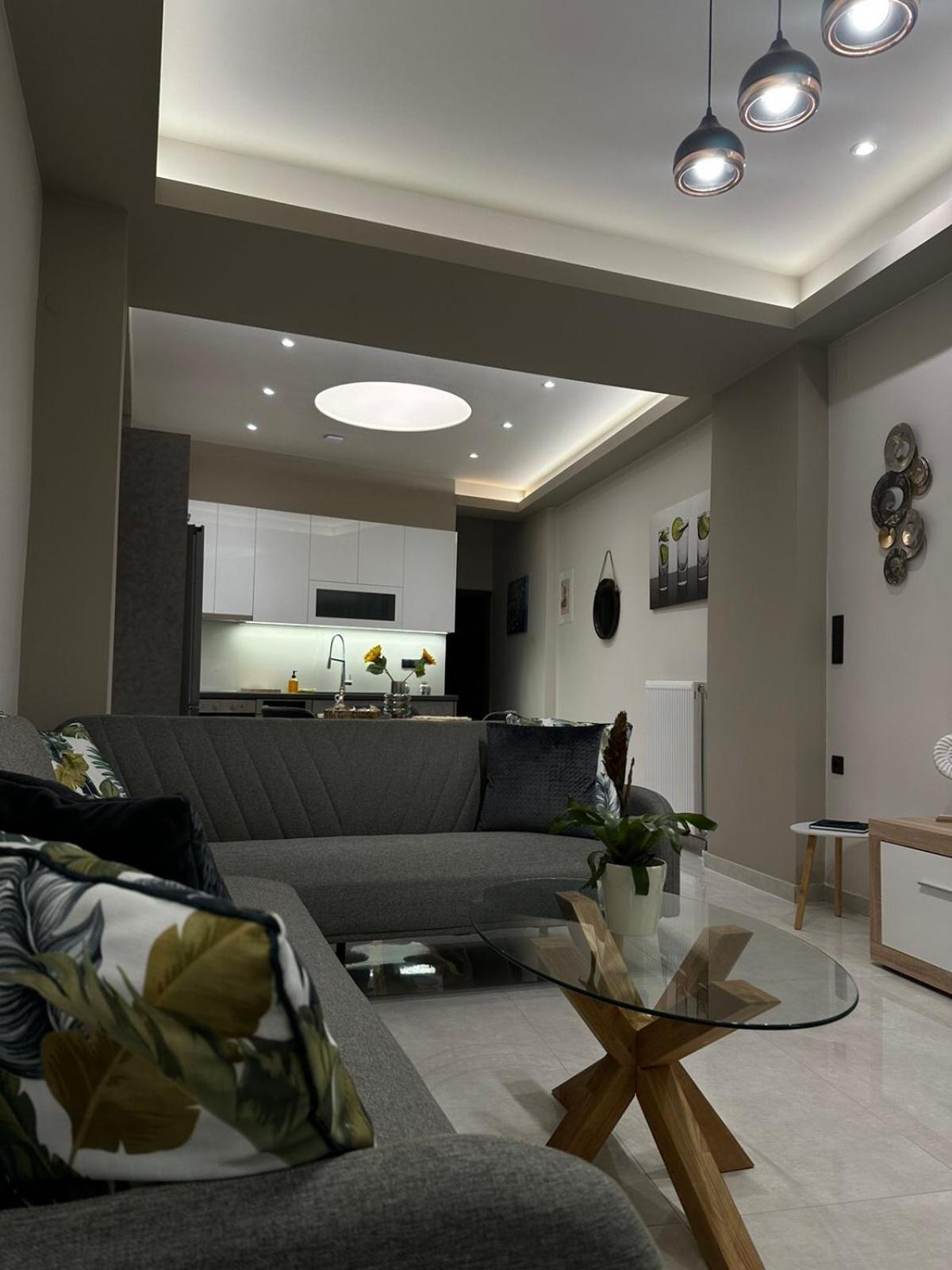 Menda Suite Heraklion Exteriör bild